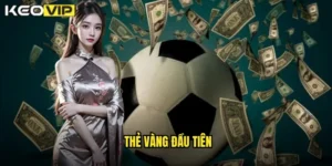 thẻ vàng đầu tiên
